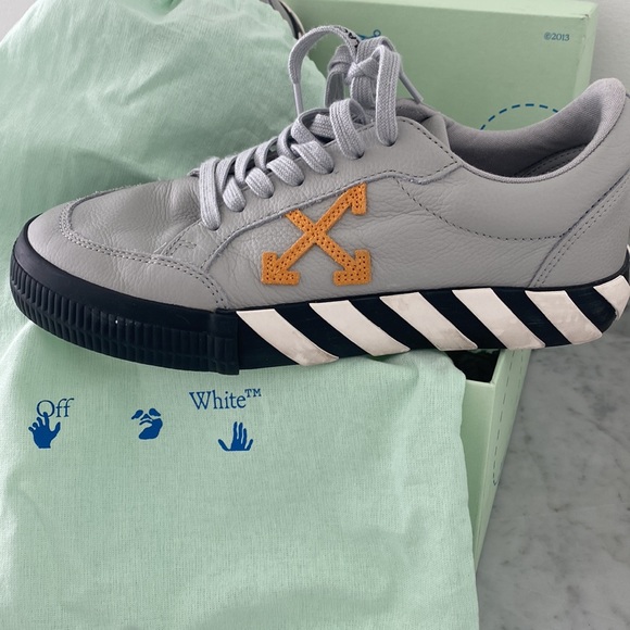 Off White men’s shoe by Virgil Abloh - Picture 6 of 8
